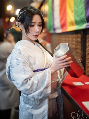 [Hane Ame／雨波] Original 2024 New year Silver Kimono_18