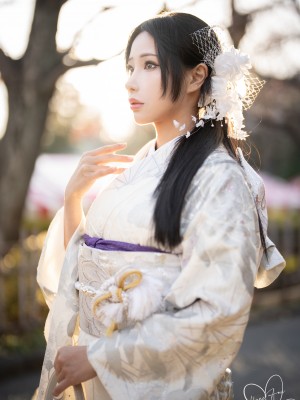 [Hane Ame／雨波] Original 2024 New year Silver Kimono_05