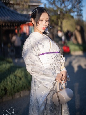 [Hane Ame／雨波] Original 2024 New year Silver Kimono_06