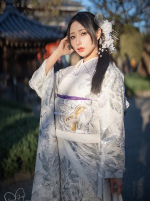 [Hane Ame／雨波] Original 2024 New year Silver Kimono_08