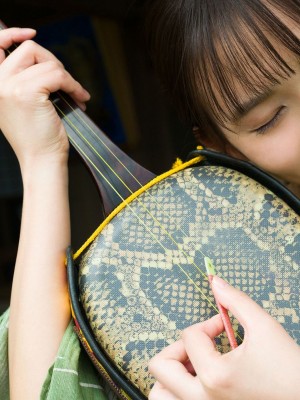 志田音々- まるっとりっぷ_042P