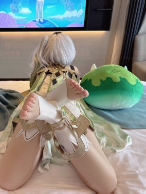 软萌兔兔酱 - 史莱姆草神 with GIF_069