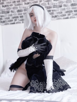 Monoki Chan - 2B_24