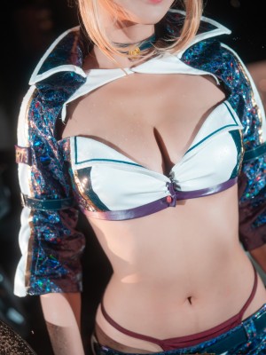 [Sooflower] Artoria Alter Cosplay_9uVijRn8VaEf31hZ