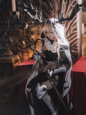 [黑龙贯通] 薇薇安娜 Arknights Viviana_08