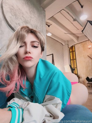 Mik Allen - Gwen Swimsuit_Spidergwen (4)