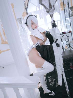 [日奈娇] 2B奶盖女仆_007