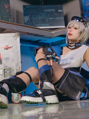 Niantutu - Silver Wolf_17