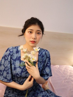 秦嘉倪_GGUPYL_bMAI0ahr