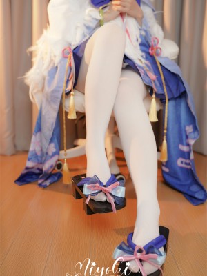 [铃木美咲(Misaki Suzuki)] 美脚的赐福 白鹭樱华_02