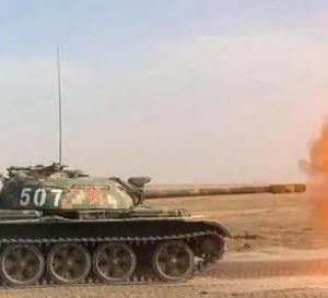 [Type79G个人汉化] (C90) [p-館 (pの字)] 戦車道とおっぱい (ガールズ&パンツァー)_23