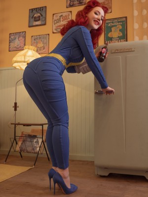 Lada Lyumos - Fallout Pinup Girl_08