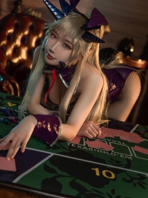 阿包也是兔娘 - 黑枪呆兔女郎_13