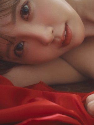 三上悠亜 写真集「Your DOLL」_070
