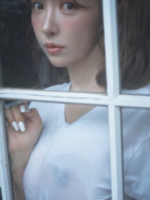 三上悠亜 写真集「Your DOLL」_098