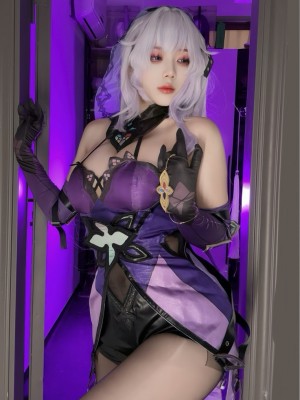 [九言] Black Swan & Emilia_04