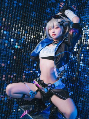 Irisuare - Silver Wolf_05