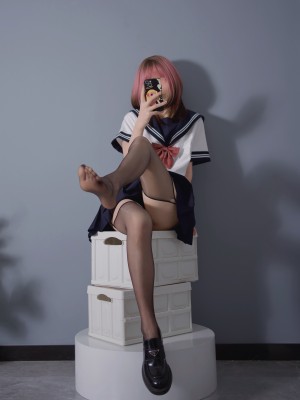 禅院熏 黑白JK_09