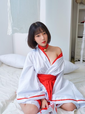 Kang In-kyung (강인경) - XIUREN No.1702_Kang-In-kyung-XIUREN-No.1702-38