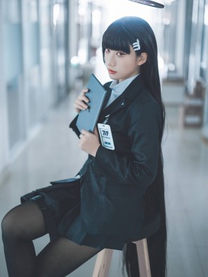 Cien cosplay Blue_Archive_RIO_06