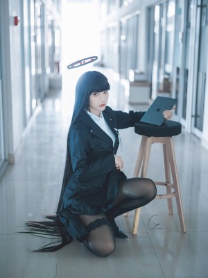 Cien cosplay Blue_Archive_RIO_08