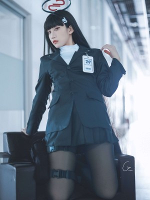 Cien cosplay Blue_Archive_RIO_22