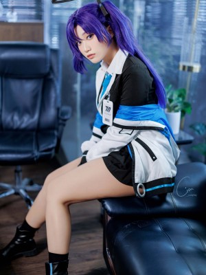 Cien cosplay 蔚蓝档案-优香_16