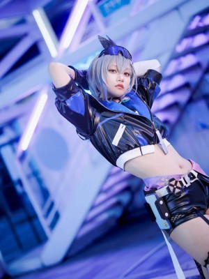 CIen cosplay Silver_Wolf_銀狼_02