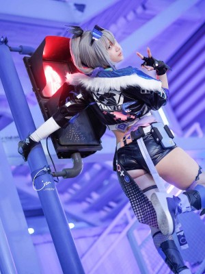 CIen cosplay Silver_Wolf_銀狼_13