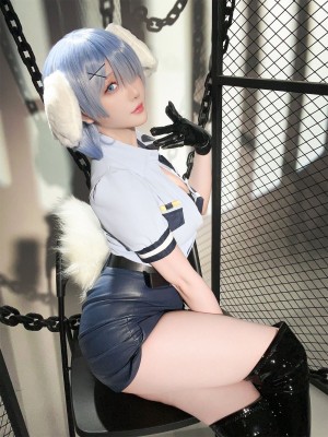 Hoshilily (星之迟迟) Rem Dog-Eared Police Officer - ReZero_094