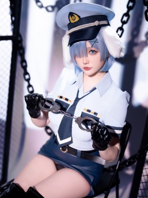 Hoshilily (星之迟迟) Rem Dog-Eared Police Officer - ReZero_014