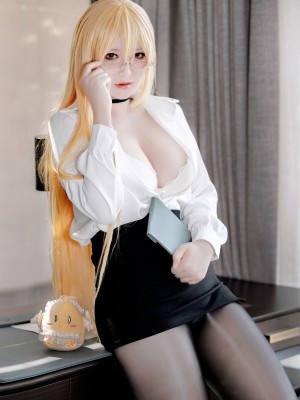 半半子 - 怨仇 办公室的意外_21