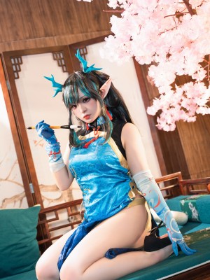 [阿呀被发现了Aya&小和甜酒] 年夕旗袍双人御守_068