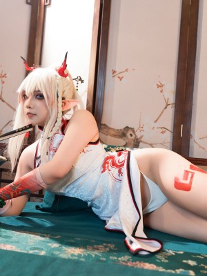 [阿呀被发现了Aya&小和甜酒] 年夕旗袍双人御守_013