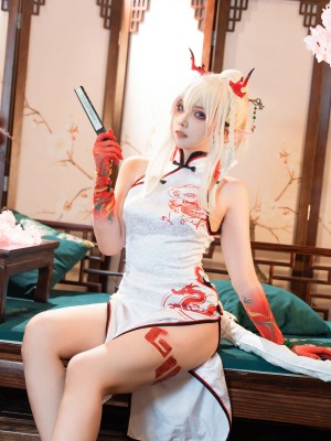 [阿呀被发现了Aya&小和甜酒] 年夕旗袍双人御守_015