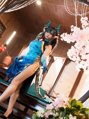 [阿呀被发现了Aya&小和甜酒] 年夕旗袍双人御守_061