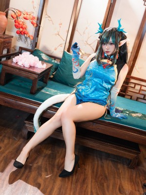 [阿呀被发现了Aya&小和甜酒] 年夕旗袍双人御守_050