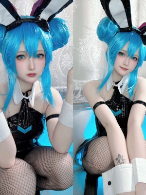 屿鱼 初音 兔女郎_04