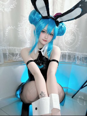 屿鱼 初音 兔女郎_03