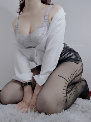 Natsuko_夏夏子 - OL短裙_30