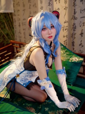 屑雪雪鸭 - 甘雨青花瓷旗袍[50P-199MB]_36