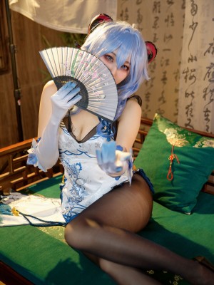 屑雪雪鸭 - 甘雨青花瓷旗袍[50P-199MB]_16