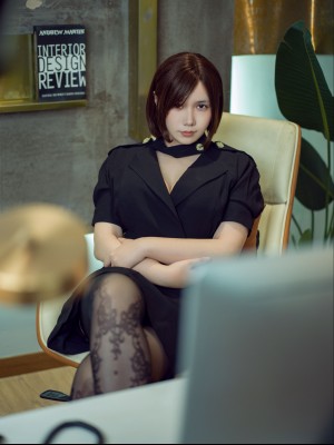 Makachan - Office Lady 01_01