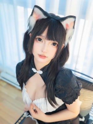 神楽坂真冬 - 猫猫女仆_02