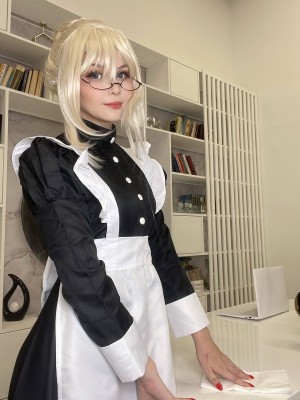 Tsuki Desu - Saber Maid_096