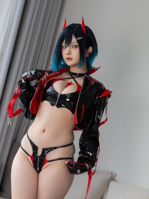 屿鱼 - 碧蓝航线 胡滕赛车_04