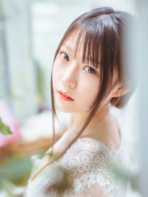 香草喵露露 NO.005 玻璃房少女_83-Coser@香草喵露露 No.005 玻璃房少女-4KHD.com-013