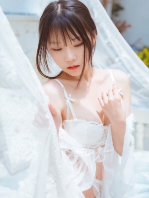 香草喵露露 NO.005 玻璃房少女_109-Coser@香草喵露露 No.005 玻璃房少女-4KHD.com-039