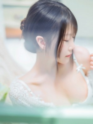 香草喵露露 NO.005 玻璃房少女_129-Coser@香草喵露露 No.005 玻璃房少女-4KHD.com-059