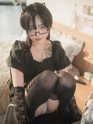 [Pure Media] Vol.272 Jelly (젤리) - Cute Girl's Xex Boudoir_004